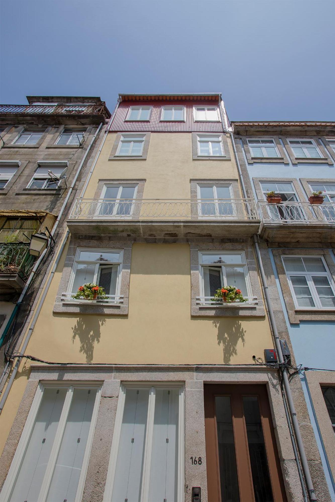 Liiiving In Porto - Clerigos Terrace Apartment Luaran gambar