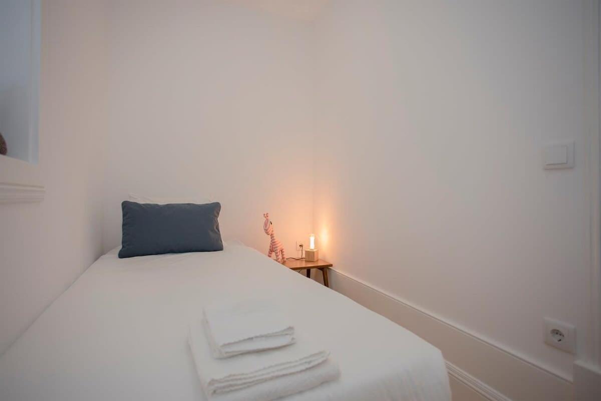 Liiiving In Porto - Clerigos Terrace Apartment Luaran gambar